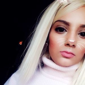 Meet your Posher, Daylina